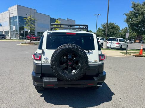 Used 2008 Toyota FJ Cruiser 4WD image 17