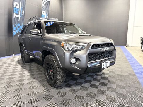 Used 2016 Toyota 4Runner TRD Pro image 6