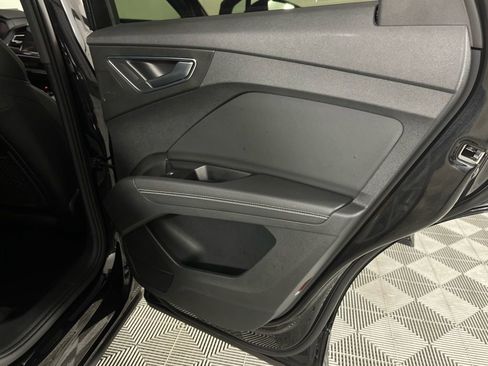 Used 2023 Audi Q4 e-tron Premium Plus w/ Premium Plus image 27
