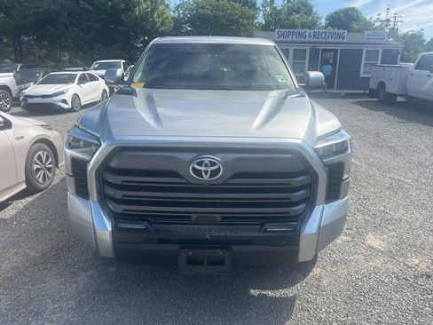 Used 2024 Toyota Tundra Limited AWD/4WD image 2