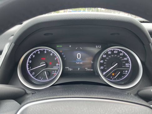 Used 2021 Toyota Camry XLE AWD/4WD image 17