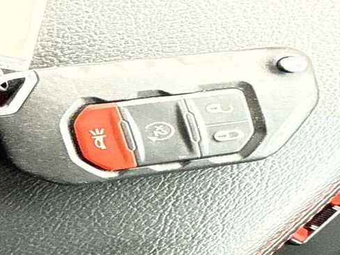 Used 2019 Jeep Wrangler Unlimited Rubicon w/ Advanced Safety Group AWD/4WD image 10