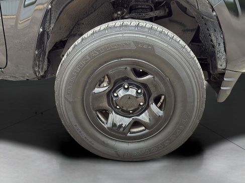Used 2023 Toyota Tacoma SR AWD/4WD image 30