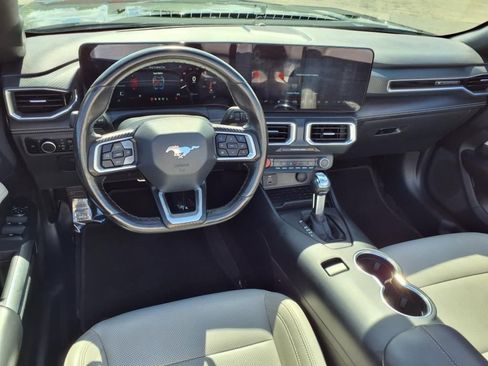 Used 2024 Ford Mustang Premium image 17