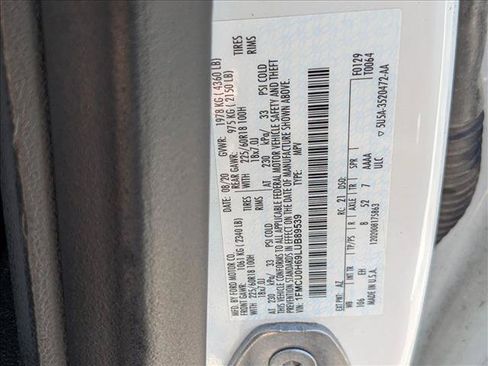 Used 2020 Ford Escape SEL FWD image 15