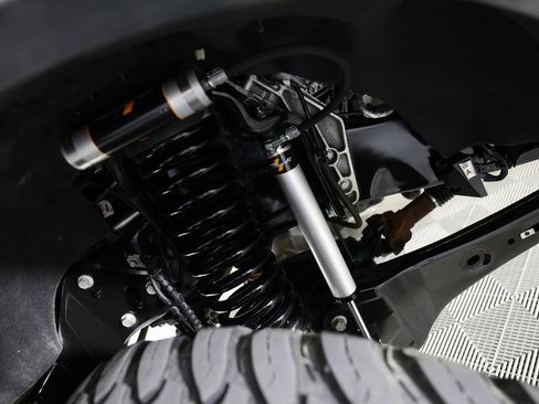 Used 2023 Ford F450 Limited w/ FX4 Off-Road Package image 49