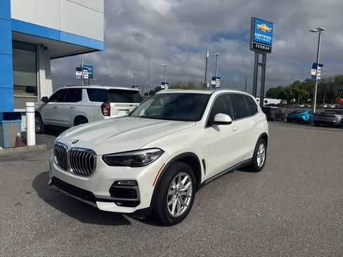 Used 2019 BMW X5 xDrive40i w/ Luxury Seating Package image 3