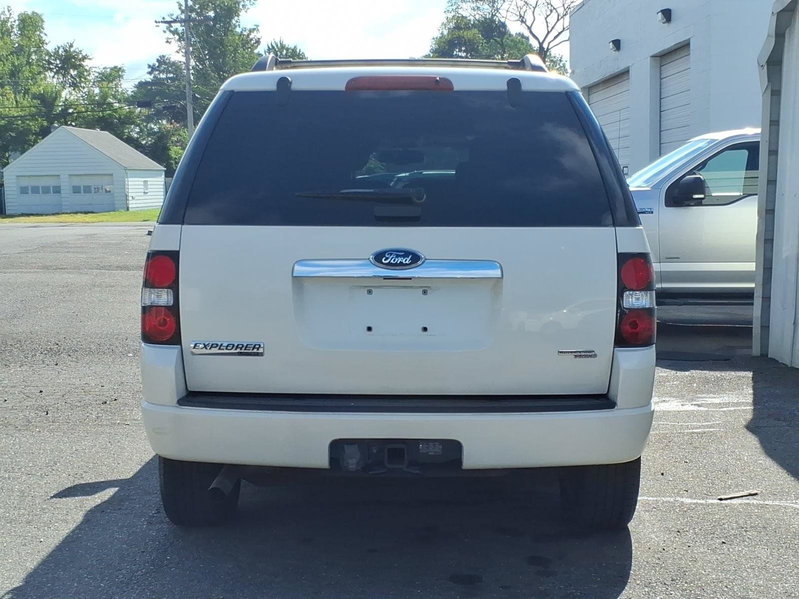 Used 2007 Ford Explorer Limited AWD/4WD image 4