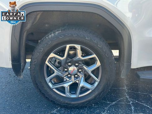 Used 2023 GMC Sierra 1500 SLT image 12