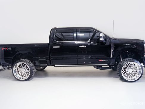 Used 2024 Ford F250 Limited w/ FX4 Off-Road Package AWD/4WD image 3