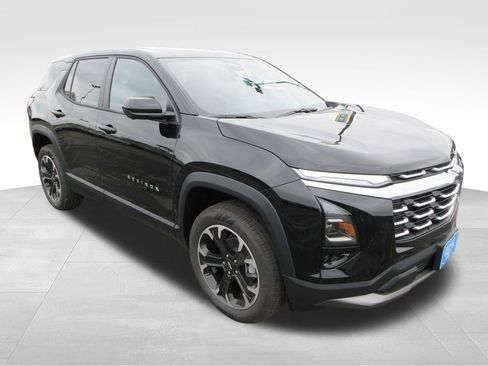 New 2026 Chevrolet Equinox LT w/ Safety and Technology Package FWD image 7
