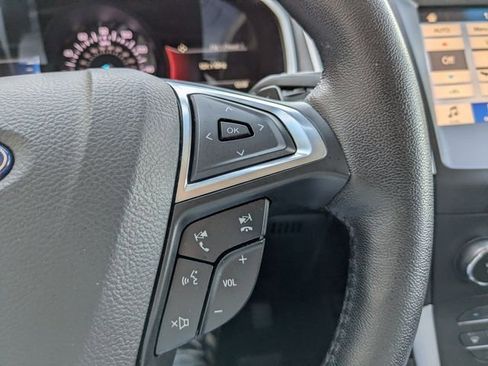 Used 2019 Ford Edge SEL w/ Equipment Group 201A image 24