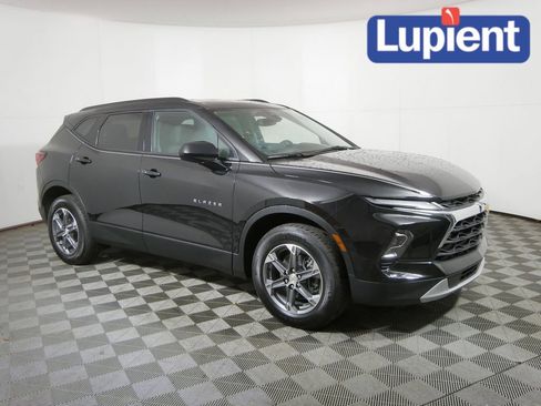 Used 2023 Chevrolet Blazer LT w/ Convenience Package image 1