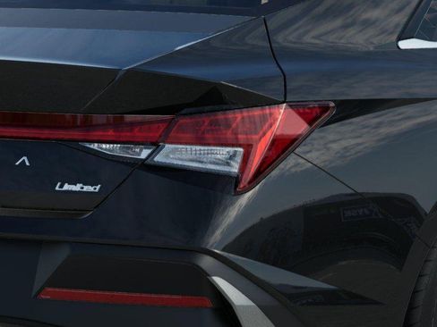 New 2026 Hyundai Elantra Limited image 48