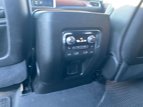 Used 2024 GMC Yukon Denali Ultimate image 27