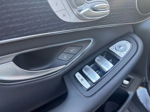 Certified 2022 Mercedes-Benz GLC 300 4MATIC w/ Premium Package Lite image 12