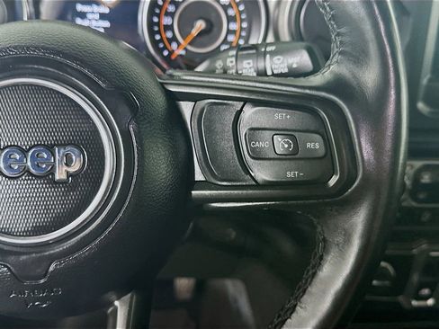 Used 2022 Jeep Wrangler Sport S image 26