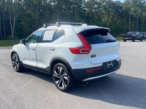 Used 2023 Volvo XC40 B5 Ultimate w/ Protection Package Premier AWD/4WD image 5