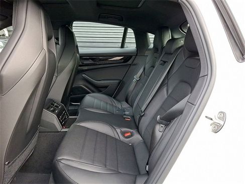 New 2026 Porsche Panamera 4 image 12