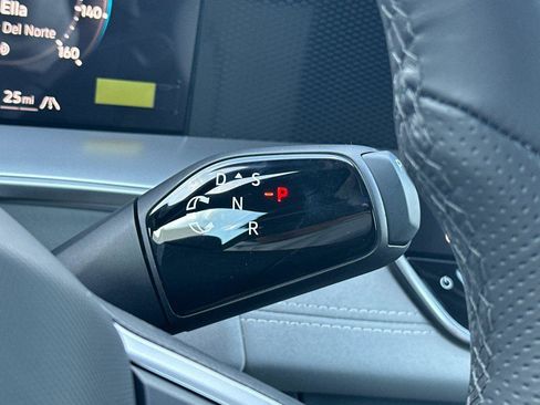 New 2026 Volkswagen Tiguan SE R-Line image 20