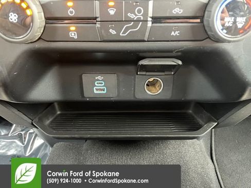 Used 2024 Ford F250 XLT image 30