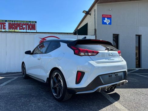 Used 2019 Hyundai Veloster Turbo Ultimate image 3