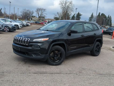 Used 2014 Jeep Cherokee Sport image 1