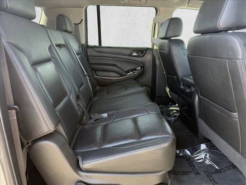 Used 2017 GMC Yukon XL SLT image 20