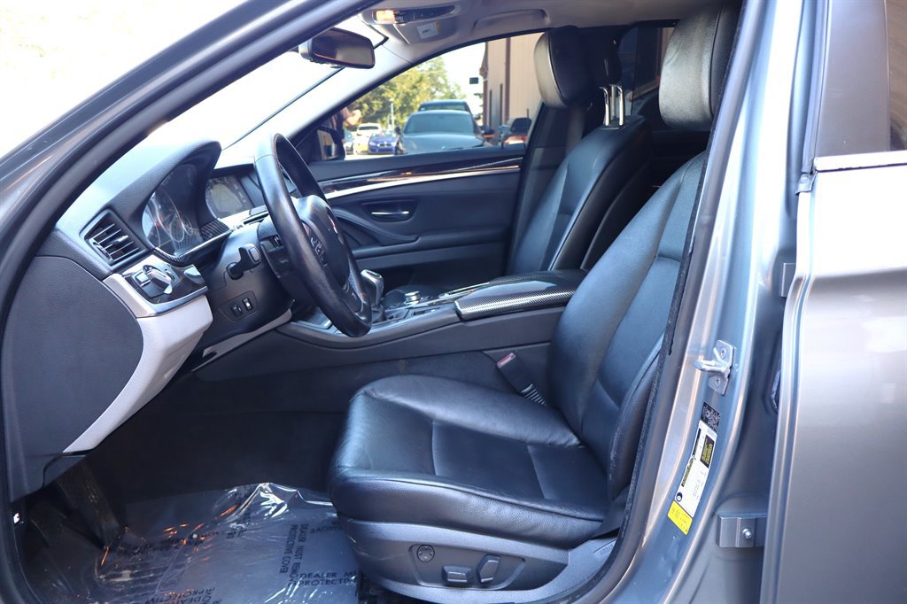 Used 2011 BMW 535i Sedan RWD image 16