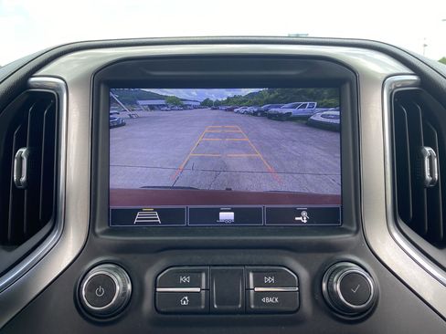 Used 2020 Chevrolet Silverado 1500 LT Trail Boss image 14