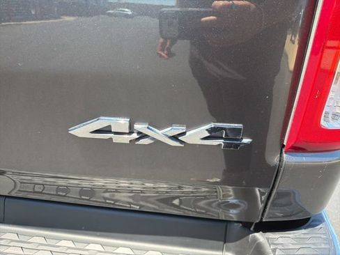 Used 2020 RAM 1500 Big Horn AWD/4WD image 10