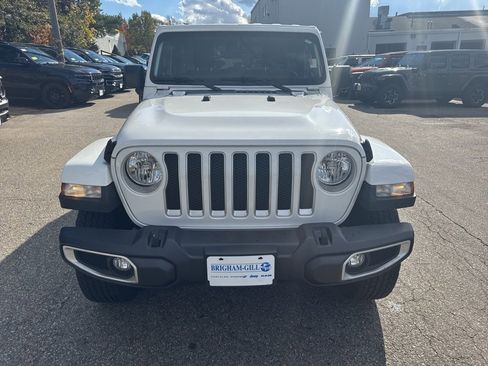 Certified 2021 Jeep Wrangler Unlimited Sahara w/ Dual Top Group image 25