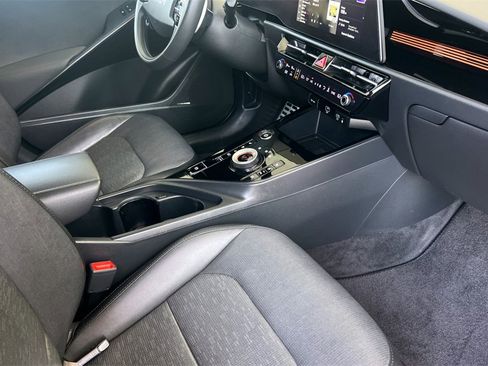 Used 2023 Kia Niro Wave image 18