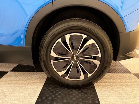 New 2025 Chevrolet Blazer EV LT image 11