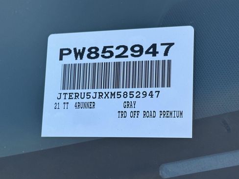 Used 2021 Toyota 4Runner TRD Off-Road Premium w/ Moonroof Package AWD/4WD image 14
