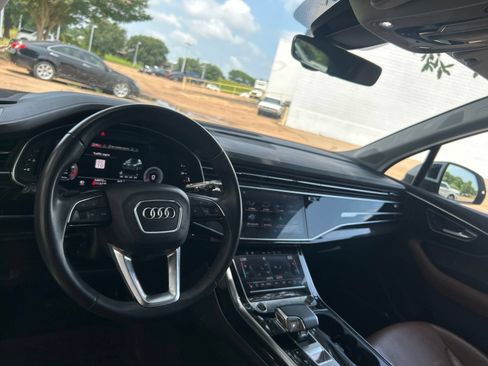 Used 2023 Audi Q7 3.0T Prestige AWD/4WD image 13