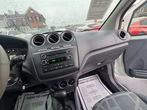 Used 2013 Ford Transit Connect XLT image 16