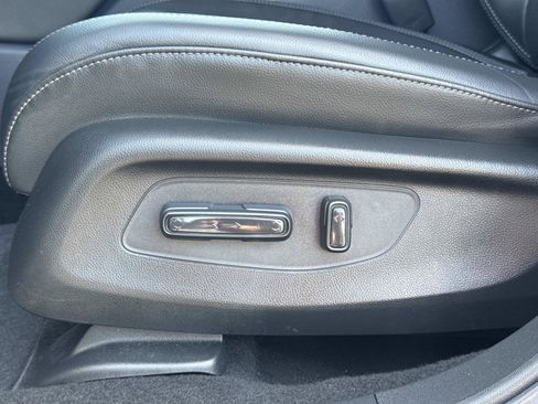 Certified 2023 Honda HR-V EX-L image 24