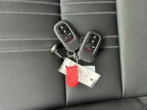 New 2026 Honda HR-V EX-L image 27