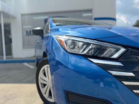 Used 2024 Nissan Versa S w/ Trunk Package image 6