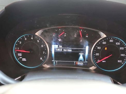 Used 2018 Chevrolet Equinox Premier image 9