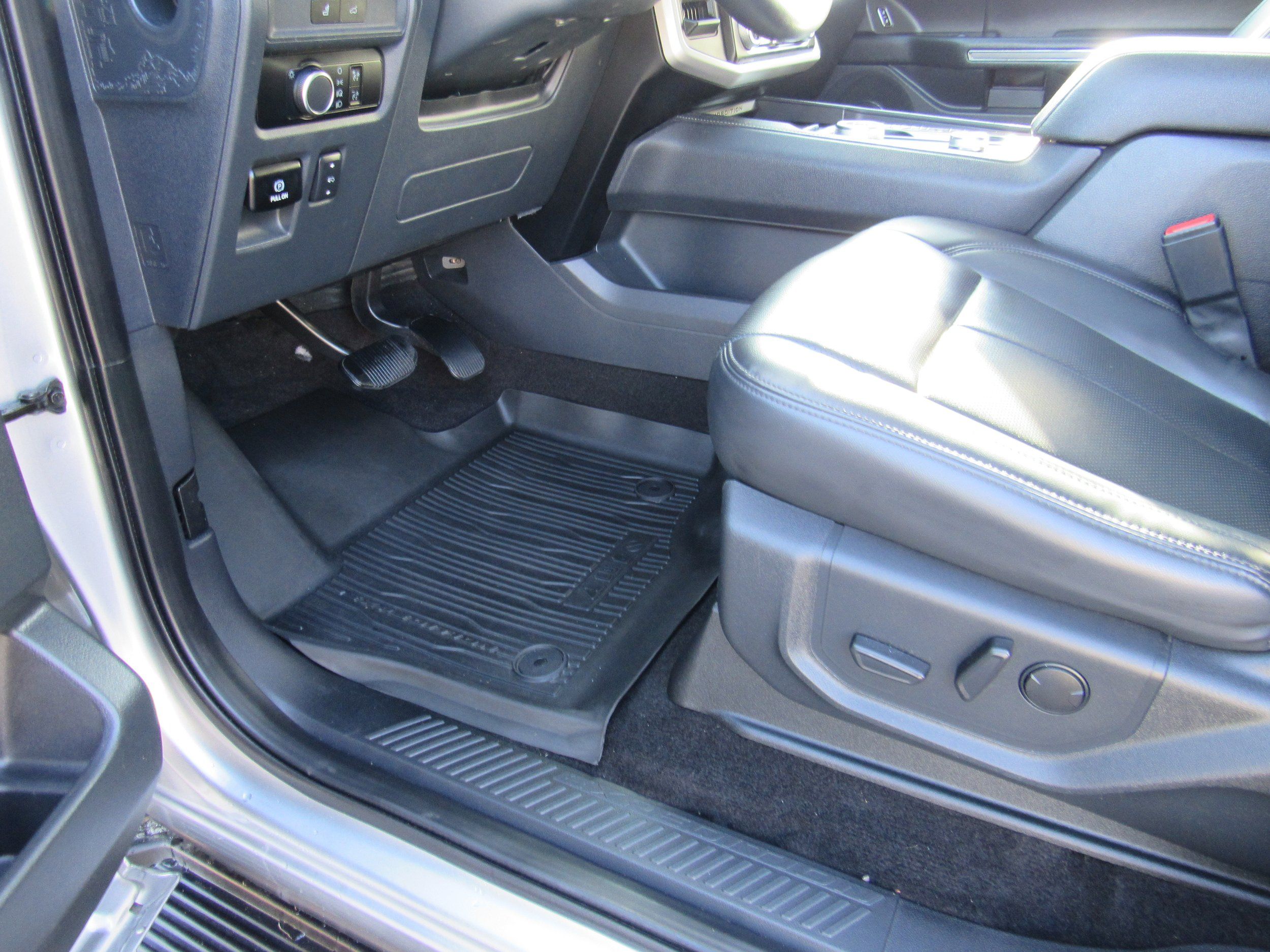 Used 2022 Ford Expedition Max XLT AWD/4WD image 17
