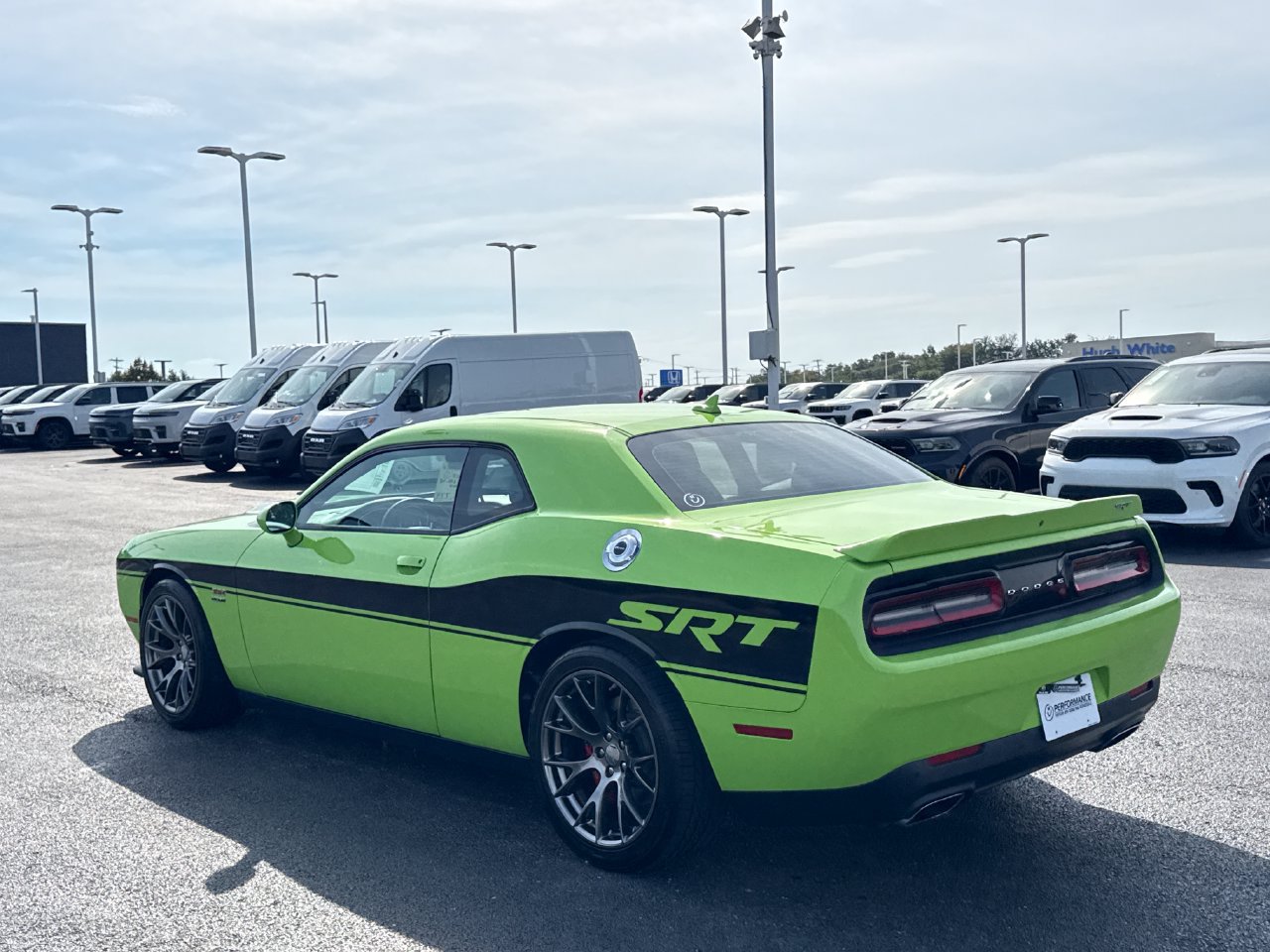 Used 2015 Dodge Challenger SRT RWD image 5