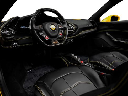 Used 2017 Ferrari 488 Spider RWD image 31