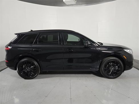 New 2026 Lincoln Corsair Grand Touring image 3