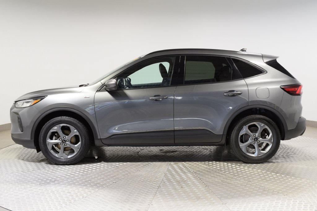 Used 2025 Ford Escape ST-Line Select AWD/4WD image 9