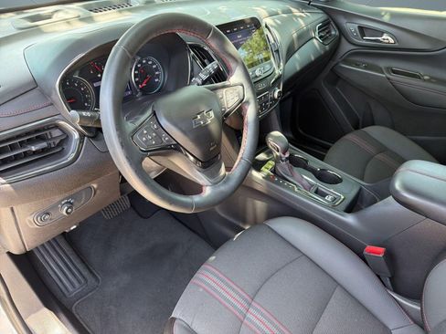 Used 2024 Chevrolet Equinox RS FWD image 4