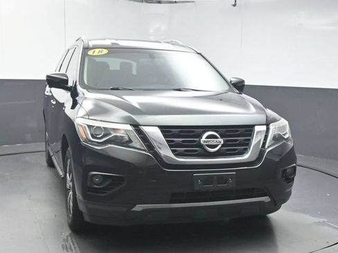 Used 2018 Nissan Pathfinder SL FWD image 2