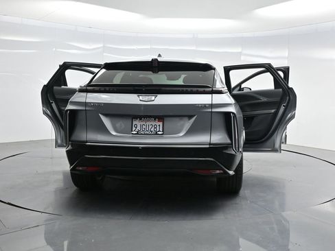 Used 2024 Cadillac Lyriq Luxury RWD image 45