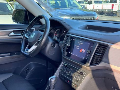 Used 2021 Volkswagen Atlas SE w/ Panoramic Sunroof Package AWD/4WD image 6